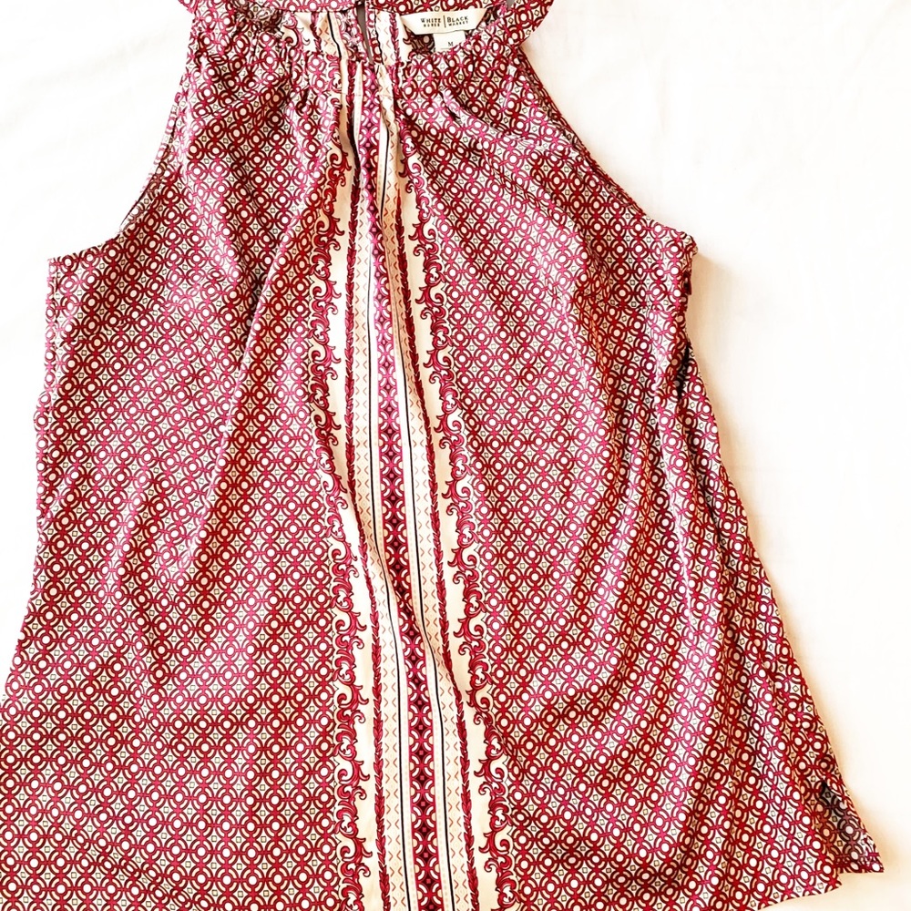WHBM Silky top w/ zip side closure
